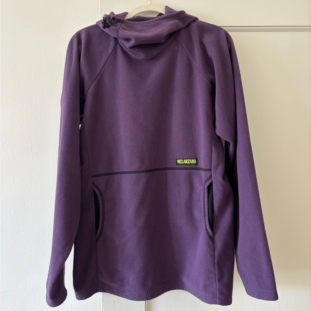 Melanzana fleece pullover. Men’s medium. Deep purple